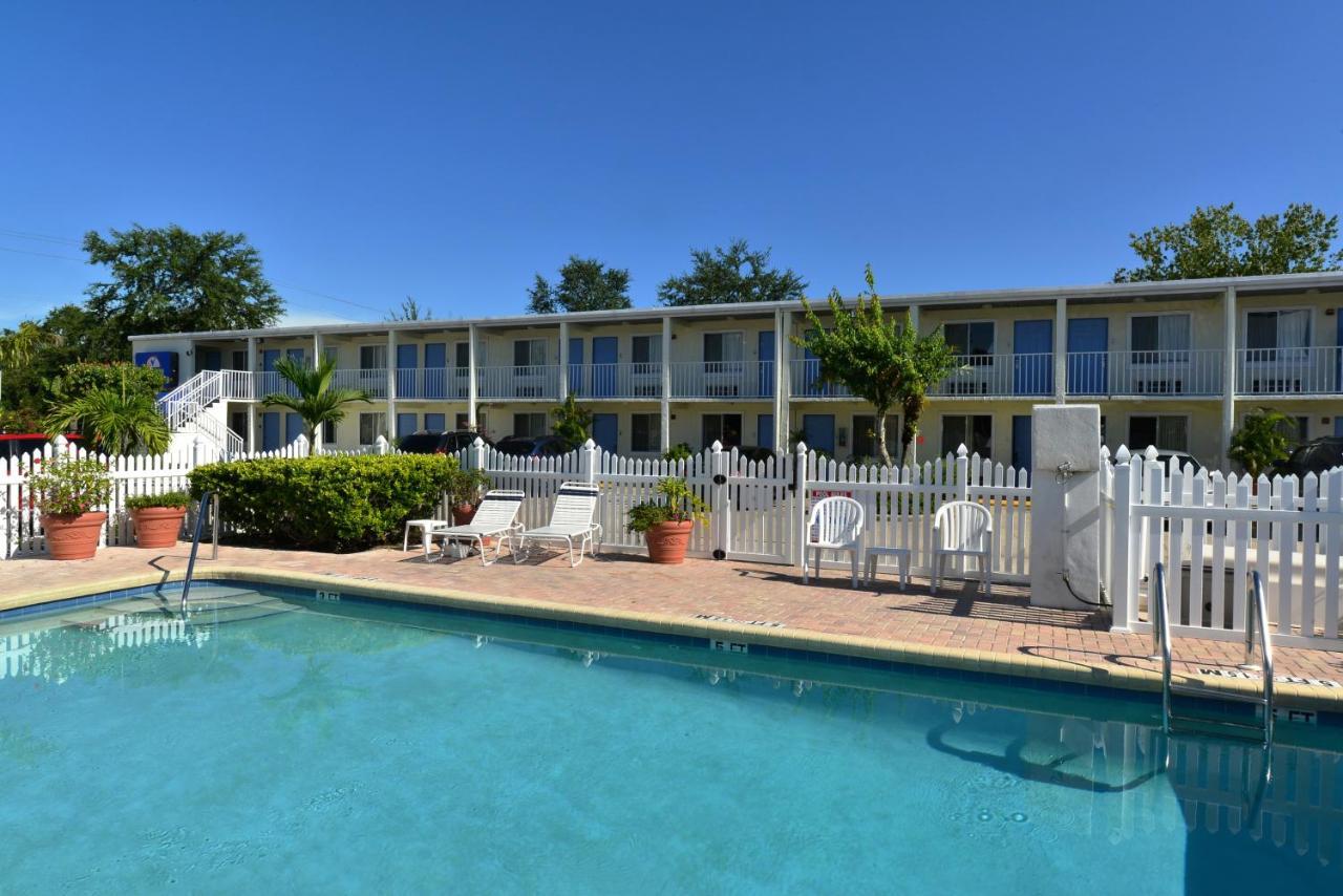 Americas Best Value Inn Bradenton-Sarasota Екстериор снимка