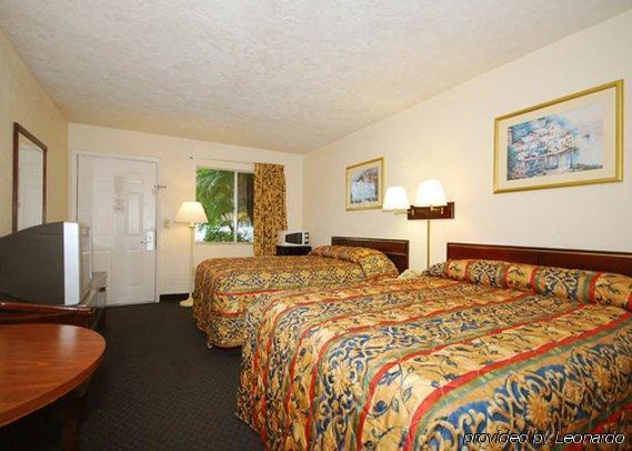Americas Best Value Inn Bradenton-Sarasota Стая снимка